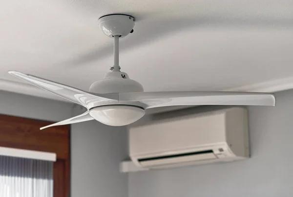 When Is the Right Time for Air Conditioner Replacement